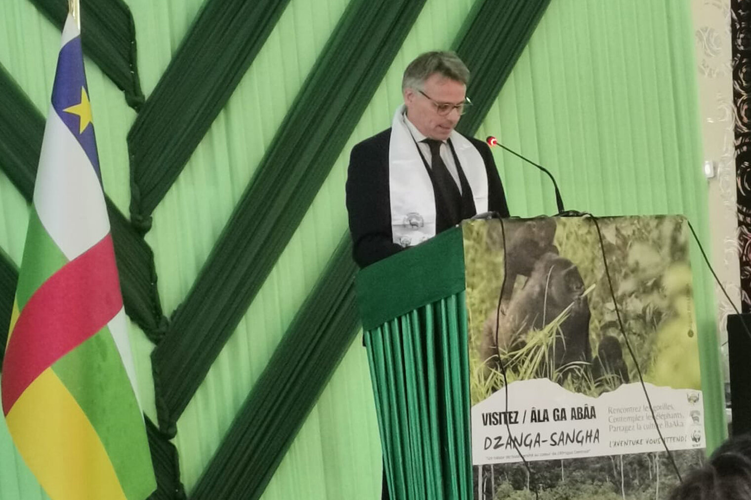 HIOH director Fabian Leendertz 