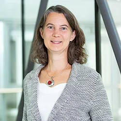 Dr. Heike Bauer