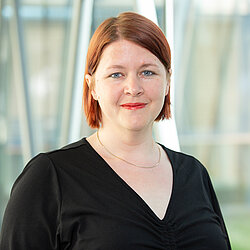 Dr. Anne-Kathrin Winkler-Hanns