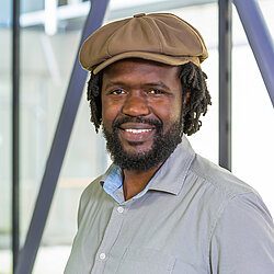 Dr. Bernard Silenou