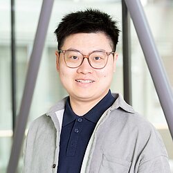 Qile Yang