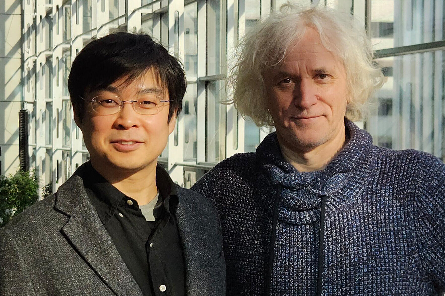 Portrait der Studienleiter Masahiro Onji (links) und Josef Penninger (rechts)
