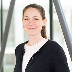 Dr Nicole Andrée-Busch Dr Nicole Andrée-Busch