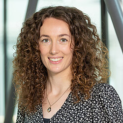 Dr. Marie Wende
