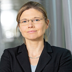 Dr. Berit Lange