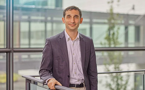 Time travel into the gene scissors’ past