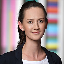 Portrait Prof Dr Kathrin de la Rosa