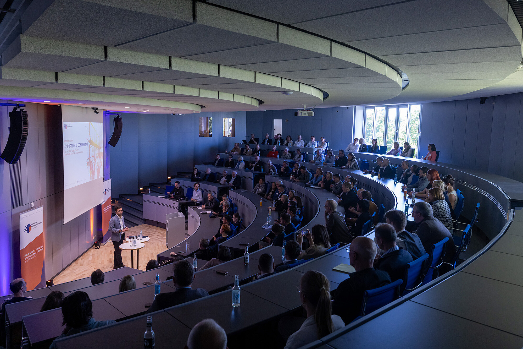 Plenum beim Startup-Pitch