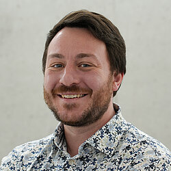 Dr Alexander Kiefer