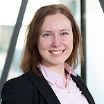 Dr. Katharina Rox Dr. Katharina Rox
