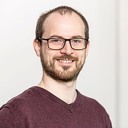 Dr. Adrian Fritz Dr. Adrian Fritz