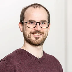 Dr. Adrian Fritz Dr. Adrian Fritz