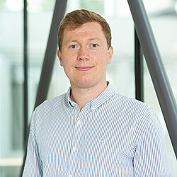 Simon Hilker