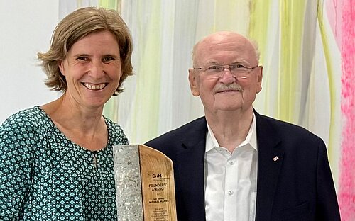 CiiM Founders' Award given to Michael Manns