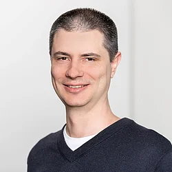 Dr. Fernando Meyer Dr. Fernando Meyer