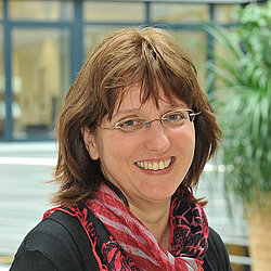 Dr. Birgit Gerstel Dr. Birgit Gerstel