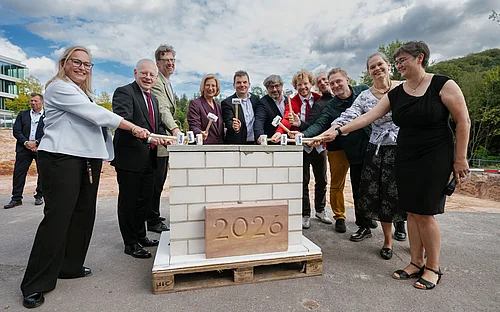 Zwei neue Forschungsgebäude auf dem Saarbrücker Campus 