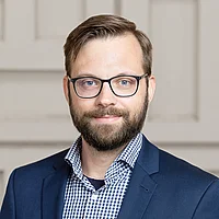 Dr Jakob Wirbel