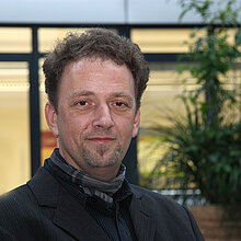 Portrait Dr Thomas Ebensen
